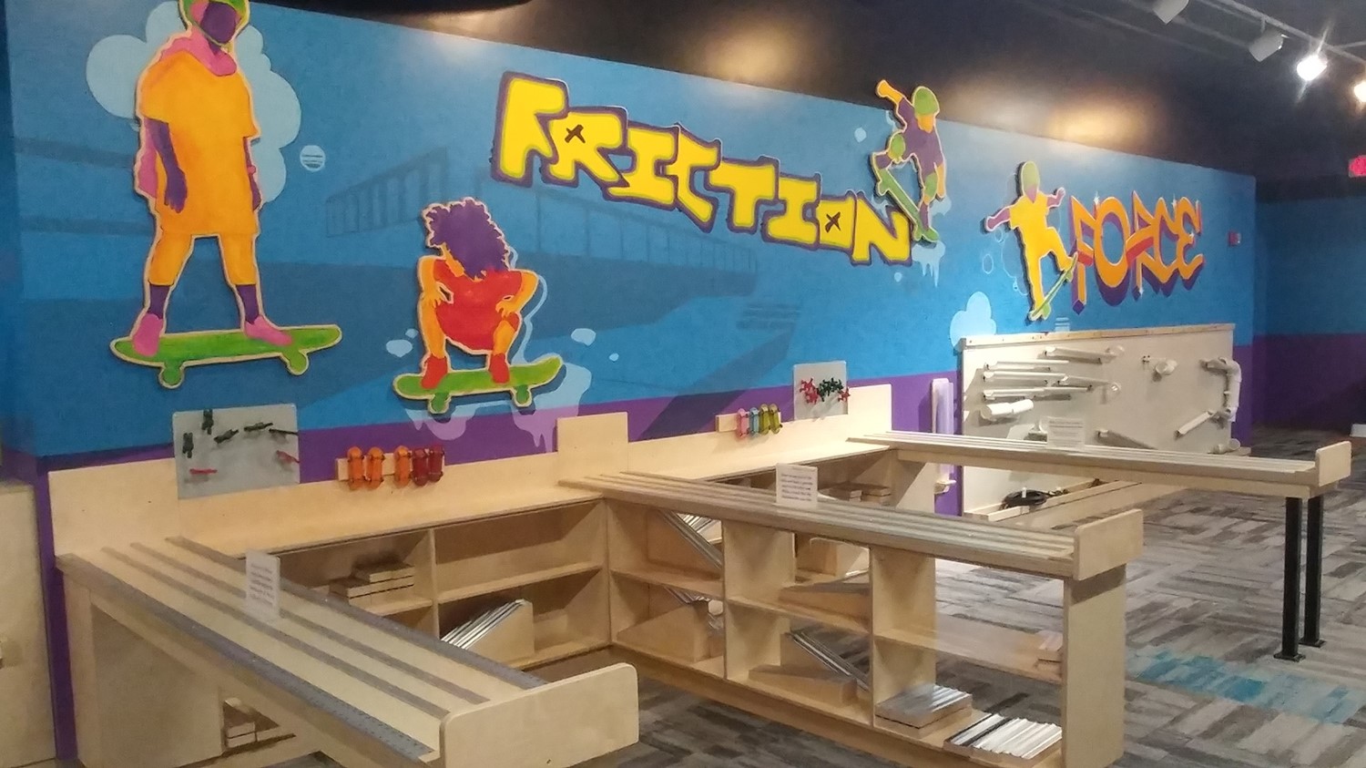 Professor explores play and the “science of skateboarding” UW College